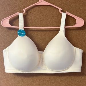 Full figure beautiful back smoother wireless bra . Size 40C